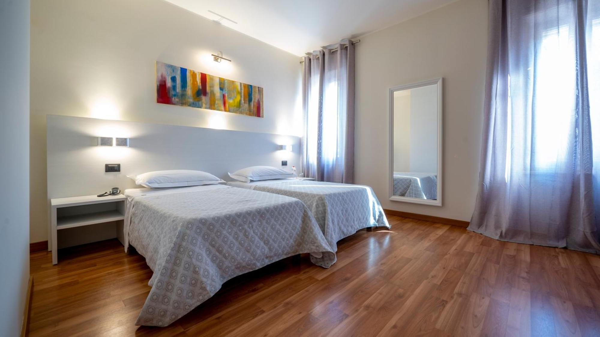 Albergo Ligabue Гвасталла Экстерьер фото