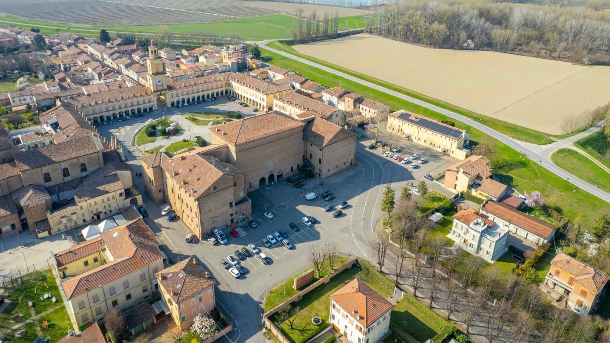 Albergo Ligabue Гвасталла Экстерьер фото